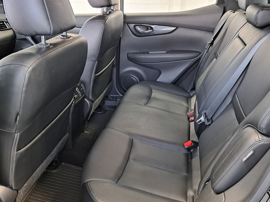 Used 2022 Nissan Rogue Sport SL image 27