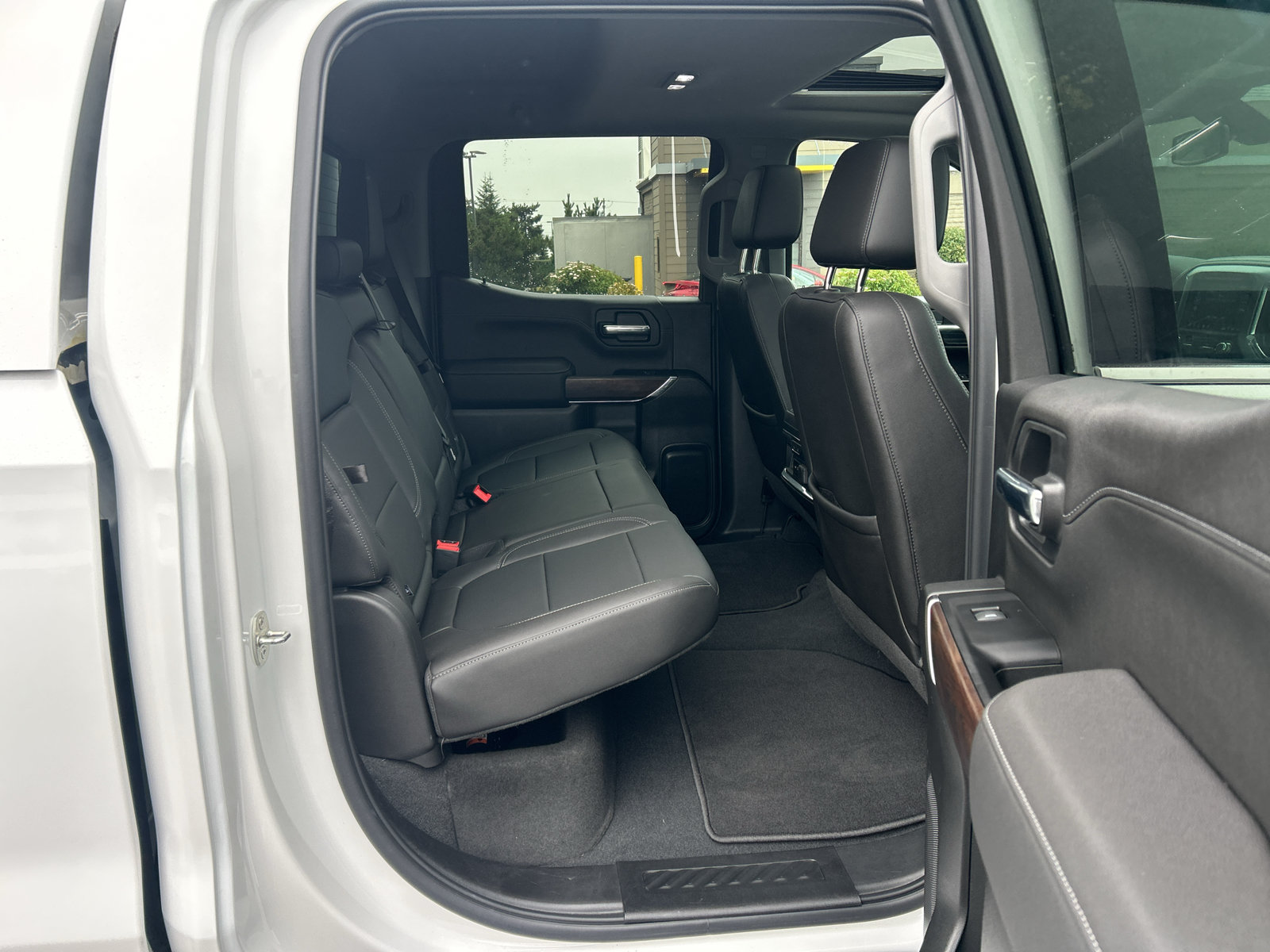 Used 2019 GMC Sierra 1500 SLT w/ SLT Premium Package AWD/4WD image 28