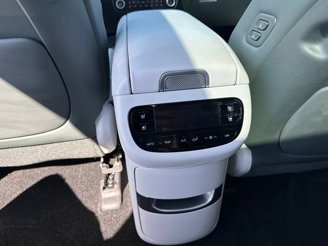 Used 2026 Hyundai Ioniq 9 Calligraphy AWD/4WD image 19