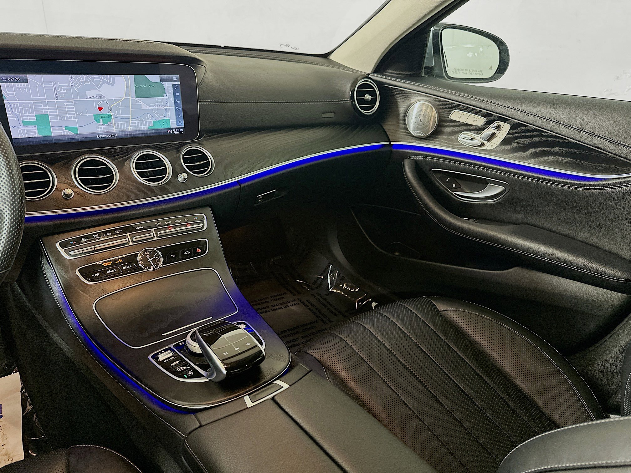 Used 2018 Mercedes-Benz E 300 4MATIC image 25