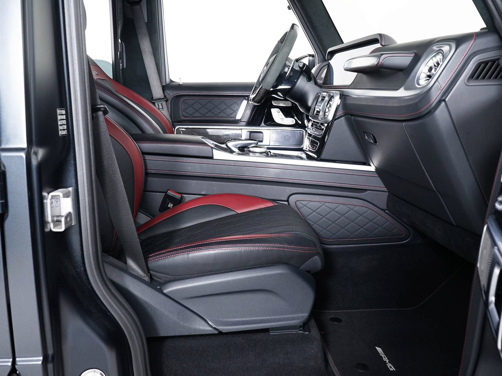 Used 2024 Mercedes-Benz G 63 AMG 4MATIC image 31