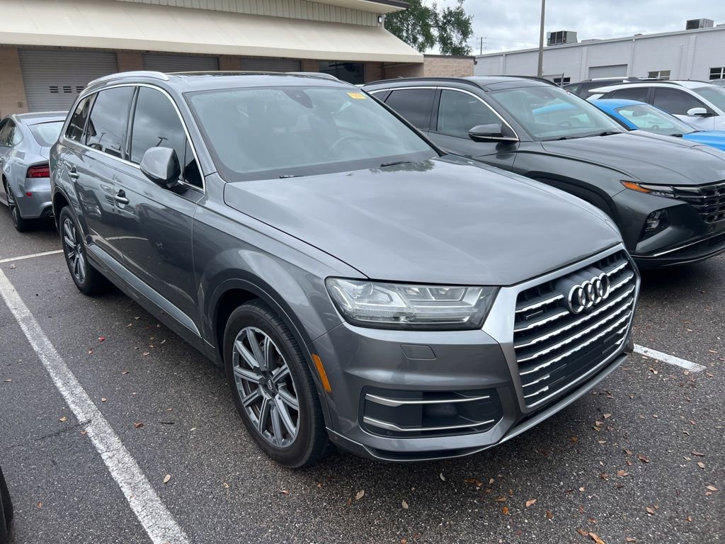 Used 2018 Audi Q7 3.0T Premium Plus w/ Premium Plus Package image 3