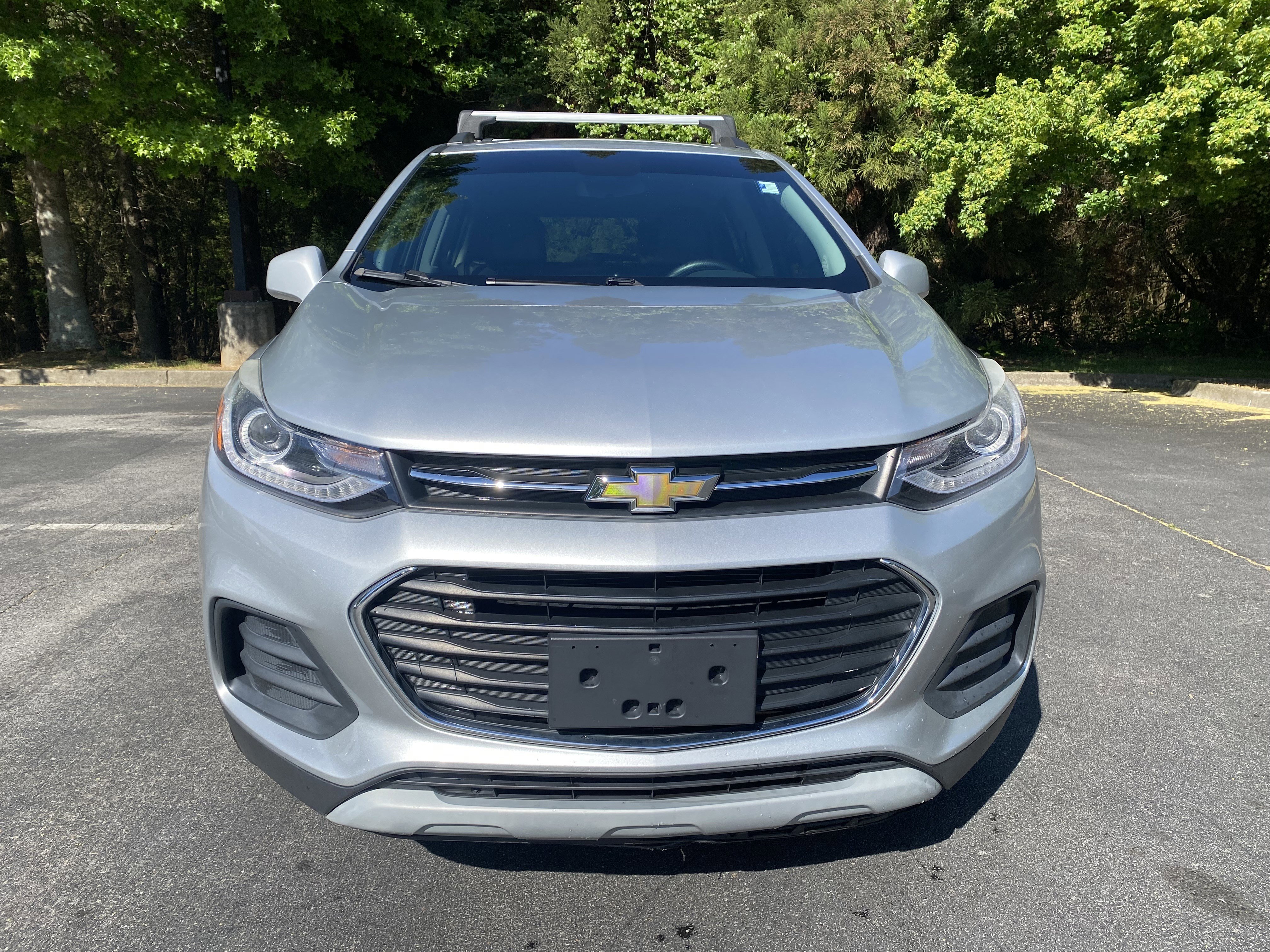 Used 2018 Chevrolet Trax LT w/ LT Convenience Package AWD/4WD image 3