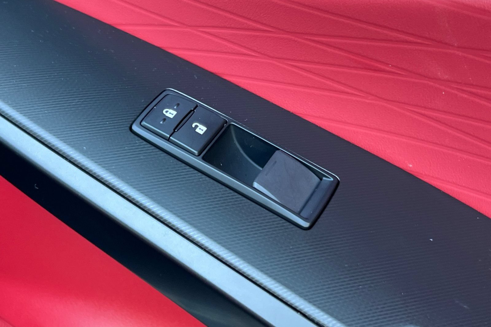 Used 2025 Lexus IS 350 F Sport RWD image 21