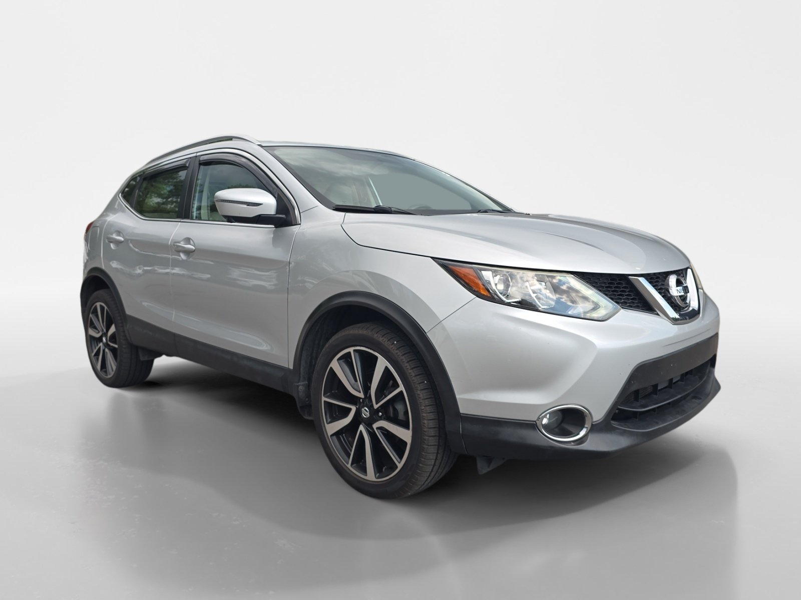 Used 2018 Nissan Rogue Sport SL FWD image 8