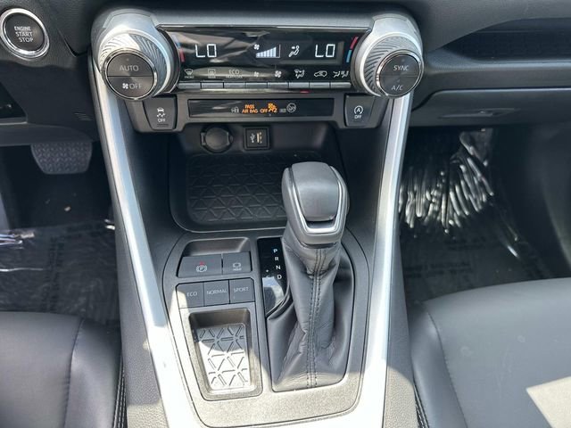 Used 2023 Toyota RAV4 XLE Premium image 26