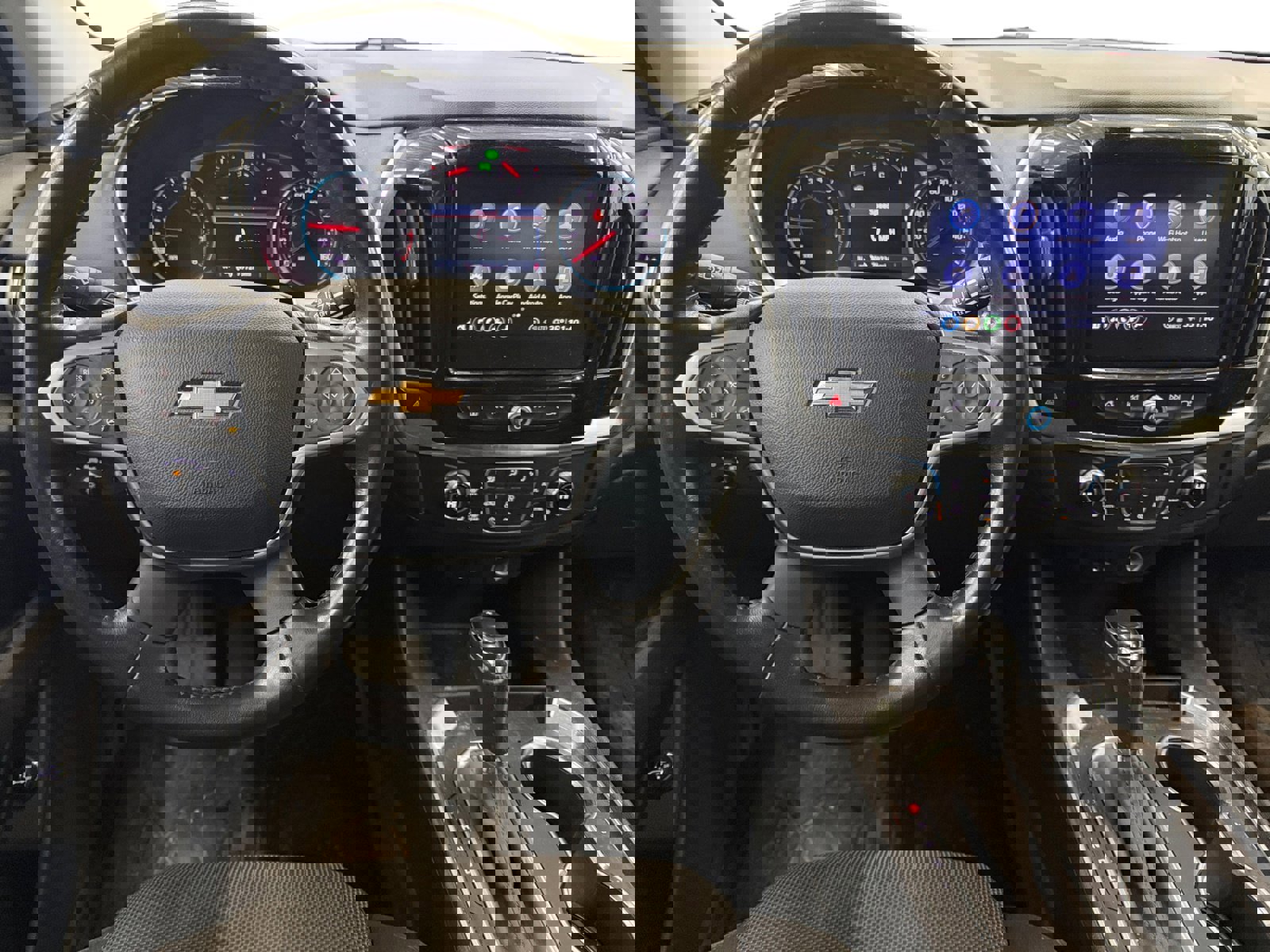 Used 2020 Chevrolet Traverse LT w/ Driver Confidence II Package image 12