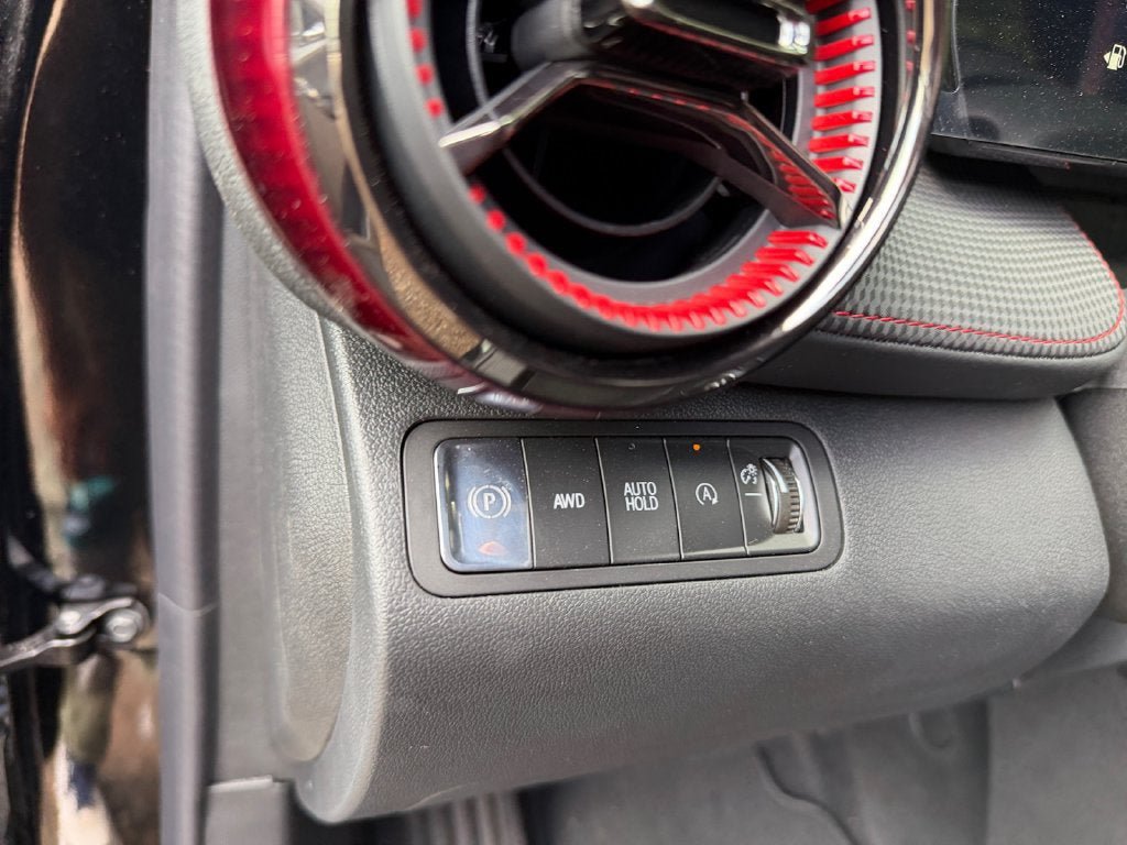 New 2026 Chevrolet Equinox RS w/ Convenience Package III AWD/4WD image 19