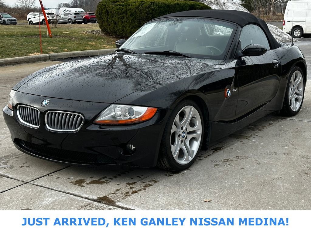 Used 2003 BMW Z4 3.0i image 9
