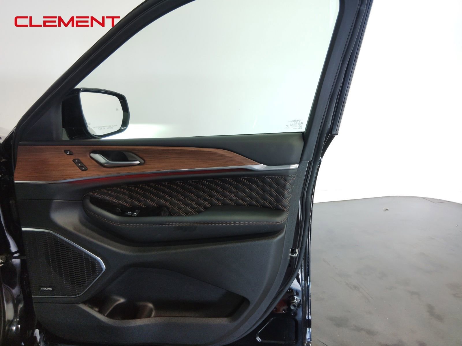 Used 2022 Jeep Grand Cherokee L Summit w/ Advanced Protech Group IV image 44