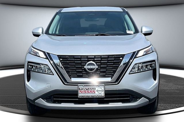 Certified 2023 Nissan Rogue SV image 2