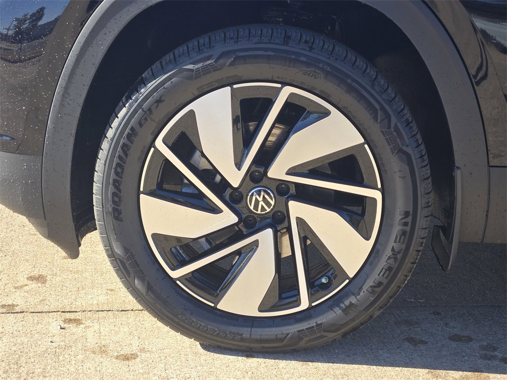 New 2026 Volkswagen Atlas SE image 9