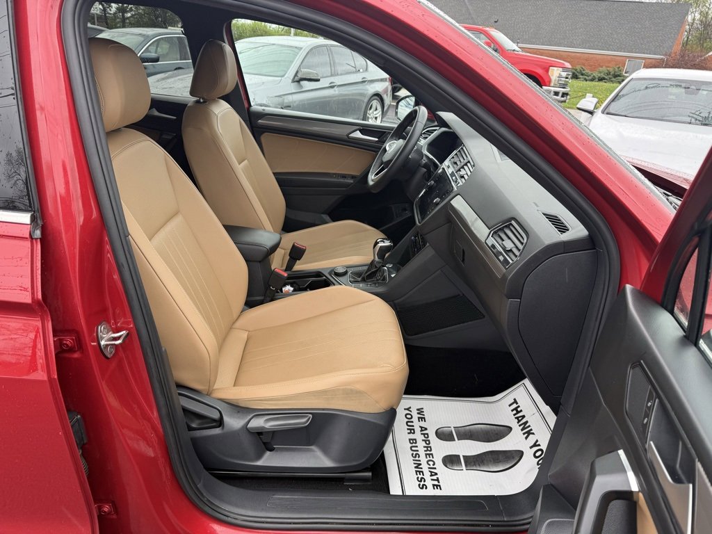 Used 2022 Volkswagen Tiguan SE image 24