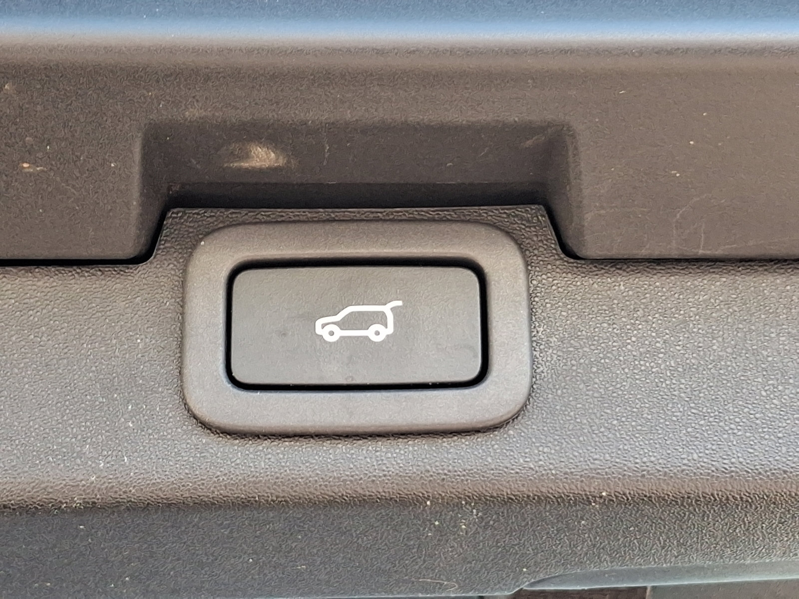 Used 2017 Land Rover Discovery HSE image 30