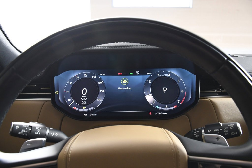 Used 2023 Land Rover Range Rover Long Wheelbase SE image 30