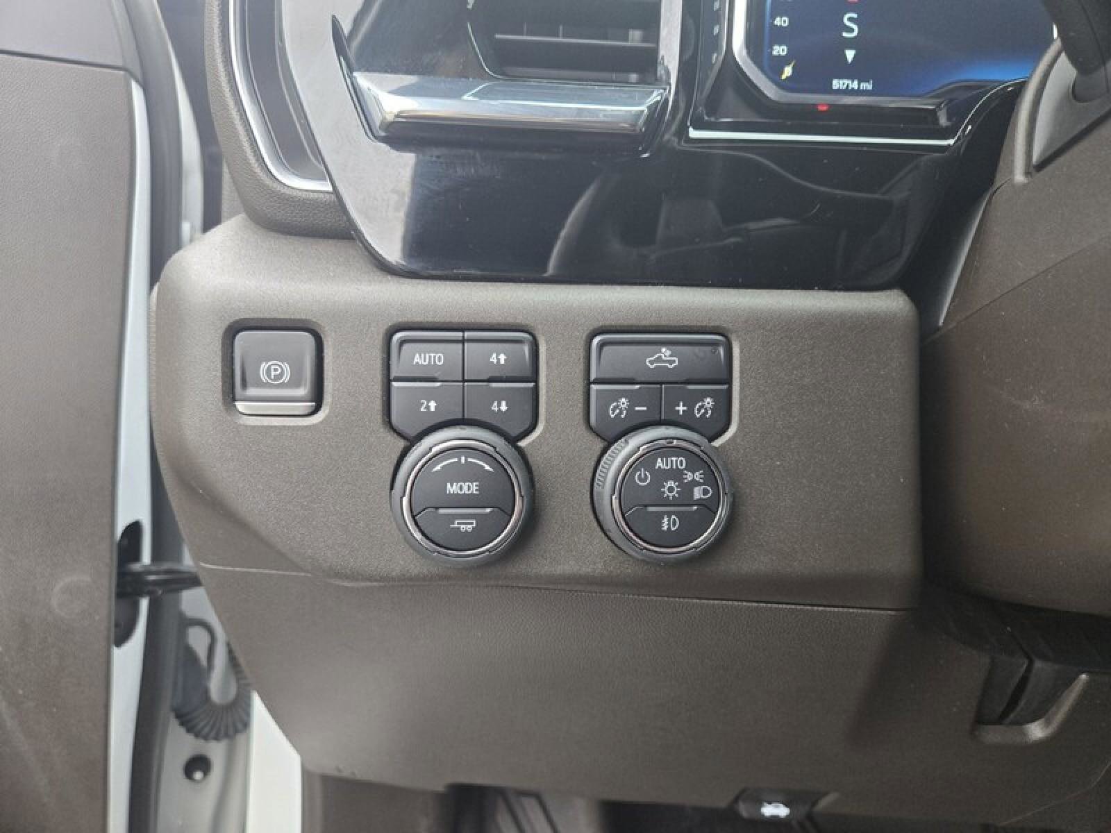 Used 2023 Chevrolet Silverado 1500 LT Trail Boss w/ Protection Package image 12