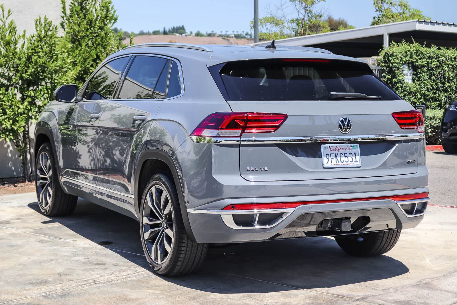 Used 2023 Volkswagen Atlas Cross Sport SEL Premium R-Line AWD/4WD image 4