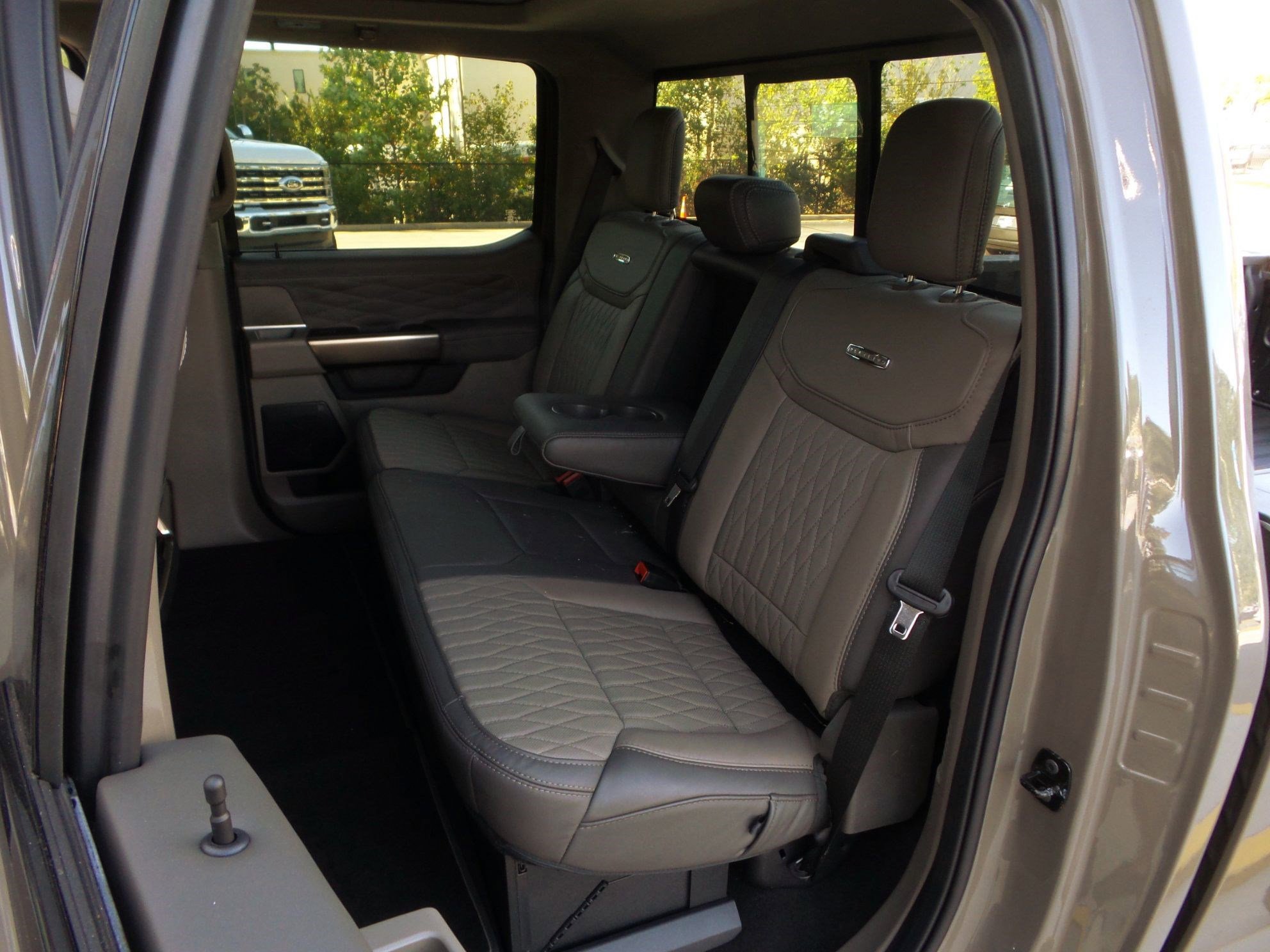 Used 2026 Ford F450 Platinum w/ Platinum Plus Package image 18