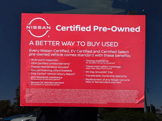 Certified 2025 Nissan Kicks SR FWD image 4