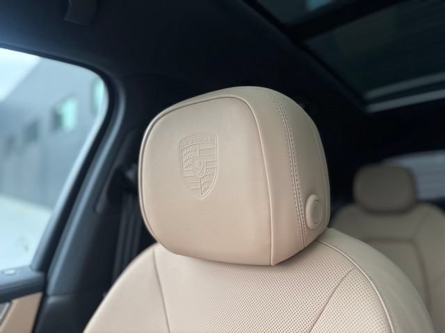 New 2026 Porsche Cayenne AWD/4WD image 33