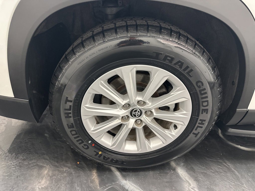 Used 2024 Toyota Grand Highlander XLE image 37