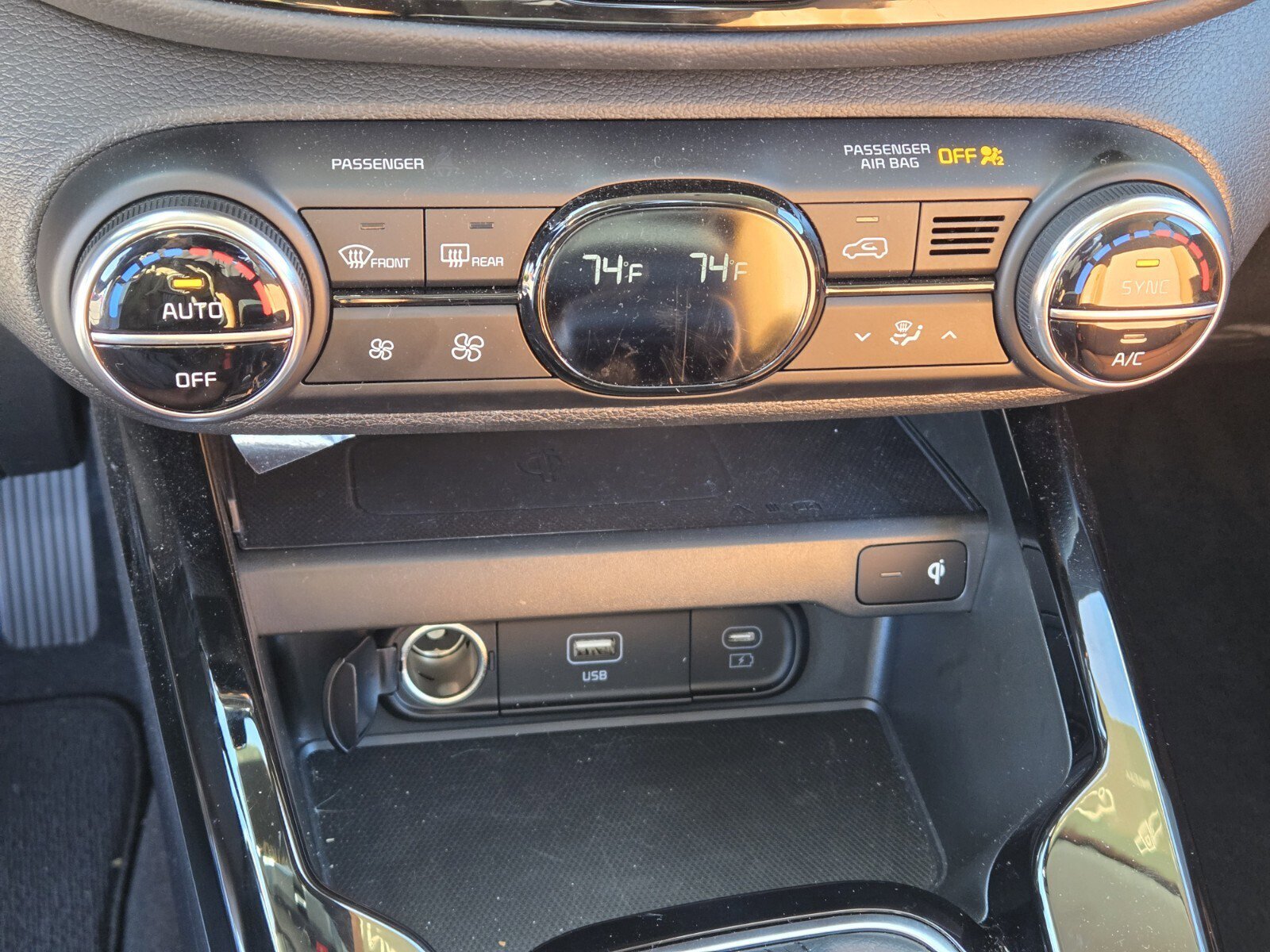 Used 2025 Kia Soul EX image 21