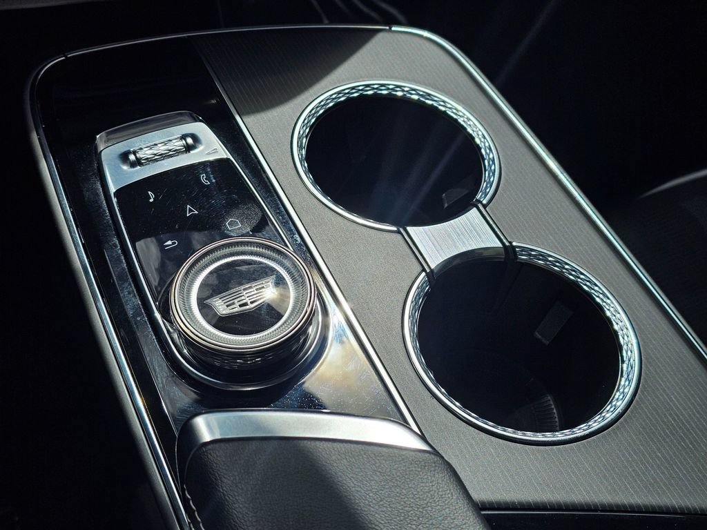 Certified 2024 Cadillac Lyriq Sport AWD/4WD image 33