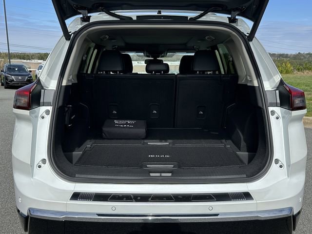 New 2026 Nissan Rogue Platinum image 13