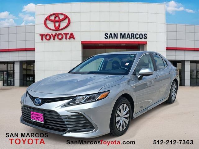 Used 2021 Toyota Camry LE image 1