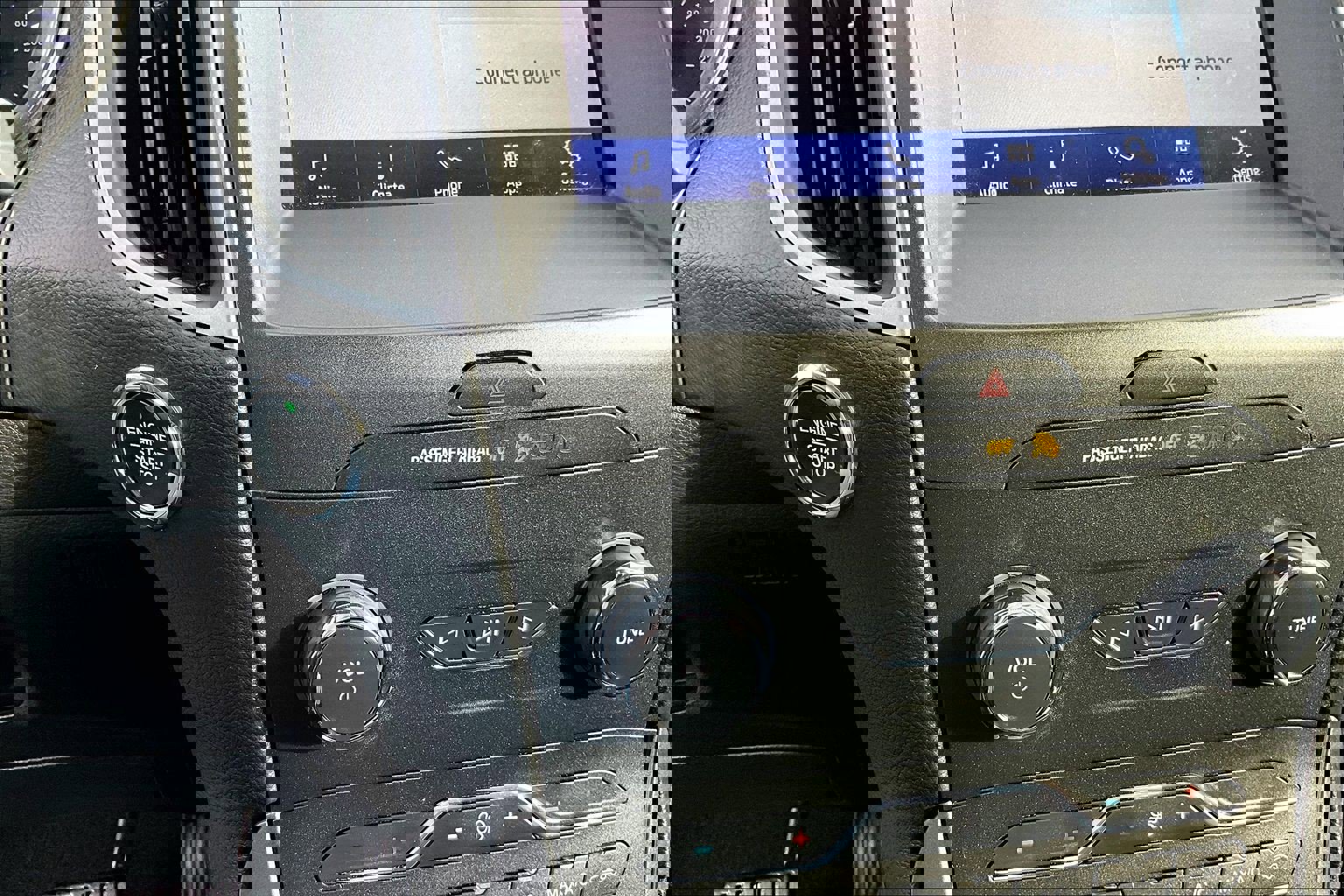 Used 2020 Ford Edge SE image 22