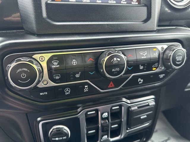 Used 2021 Jeep Wrangler Unlimited Sahara image 24