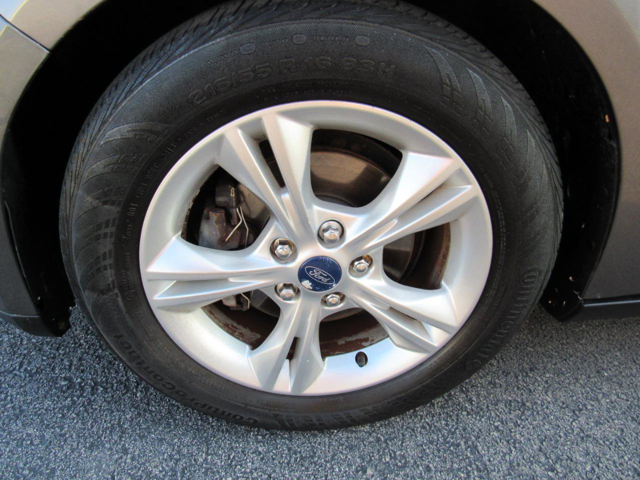 Used 2014 Ford Focus SE FWD image 10