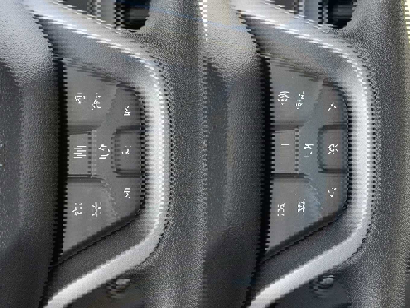 New 2025 Ford Bronco 2-Door image 21