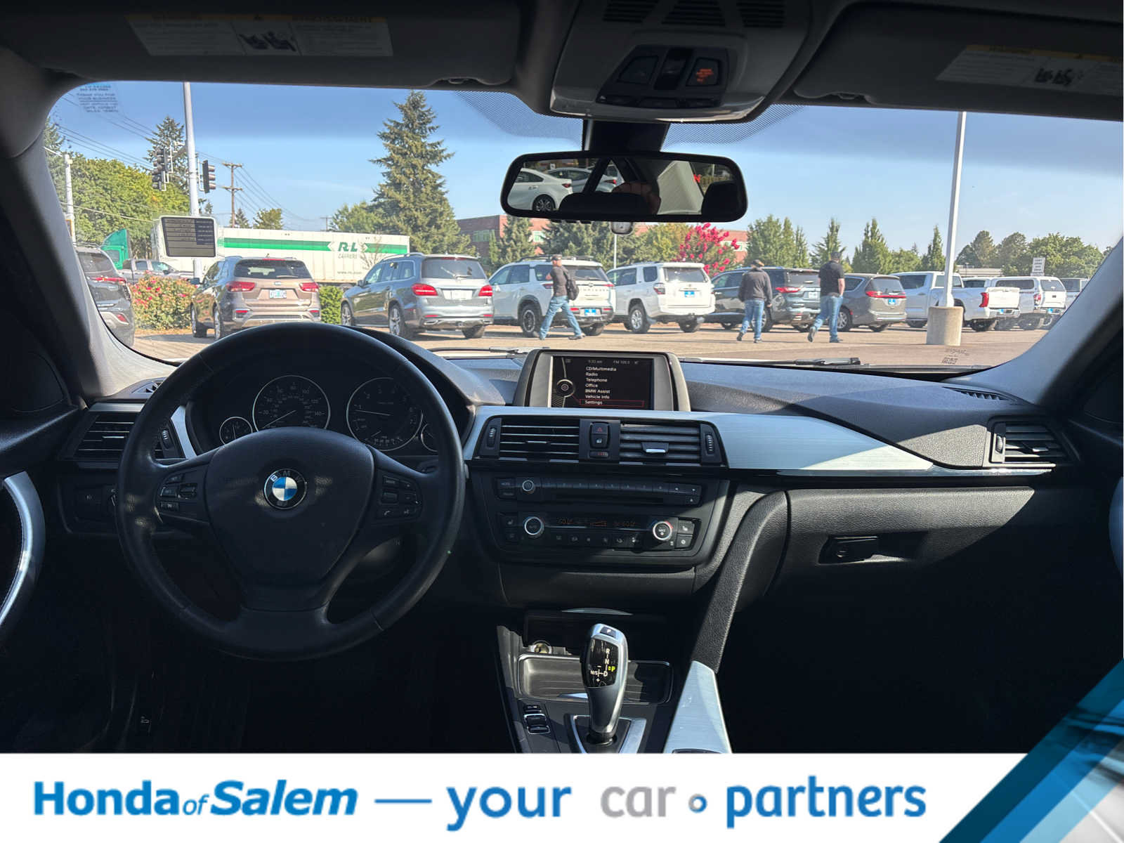 Used 2012 BMW 328i Sedan RWD image 10
