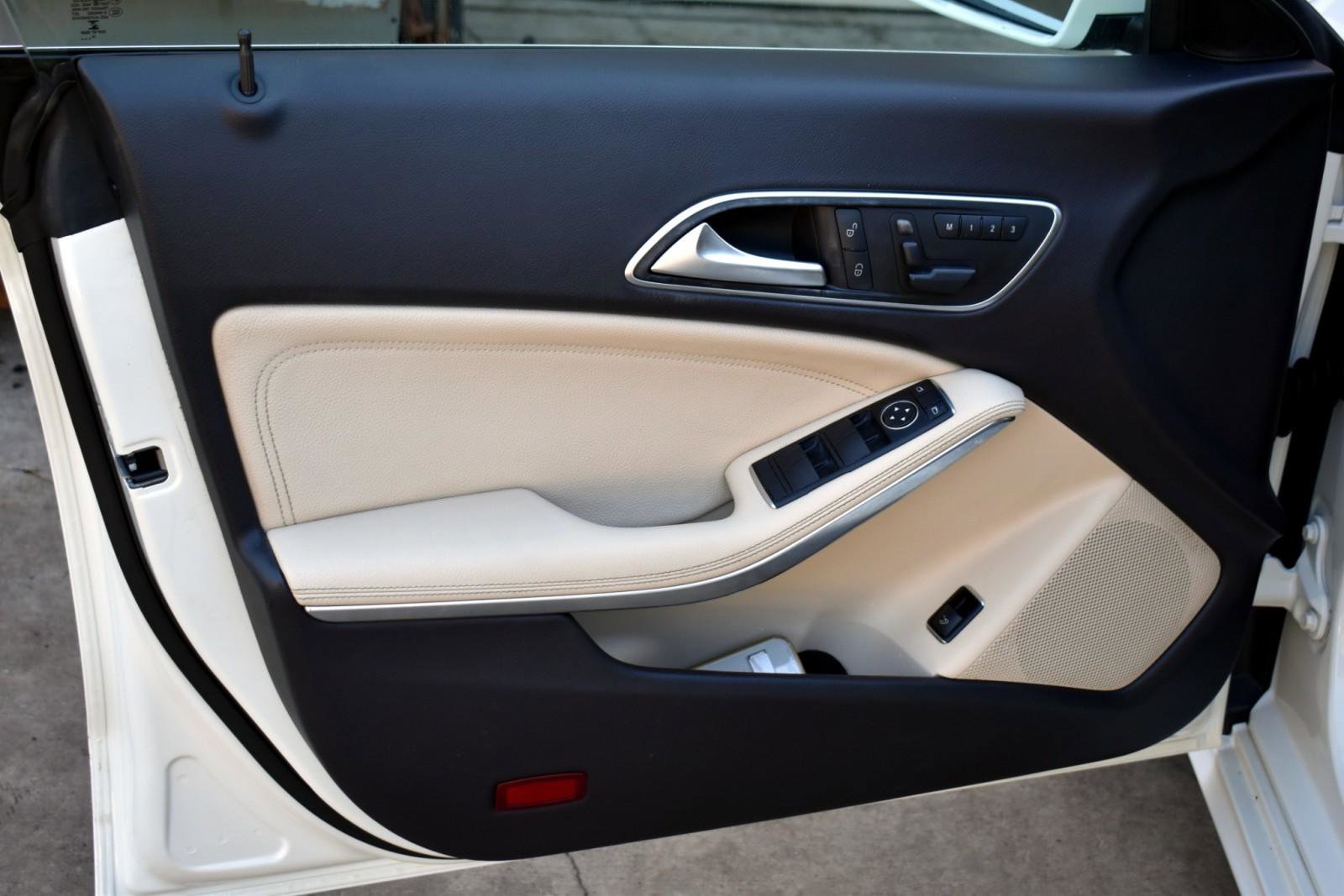 Used 2015 Mercedes-Benz CLA 250 image 31