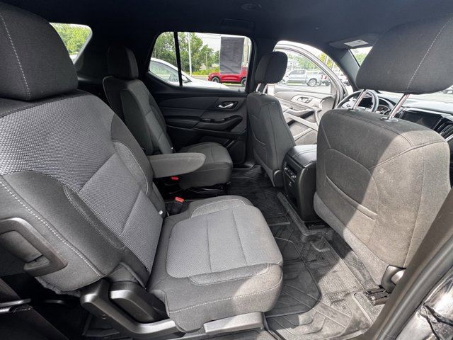 Used 2023 Chevrolet Traverse LT image 10
