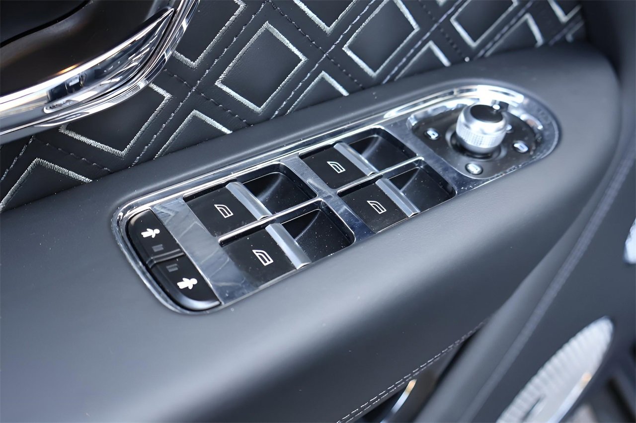 Certified 2023 Bentley Bentayga Speed image 13