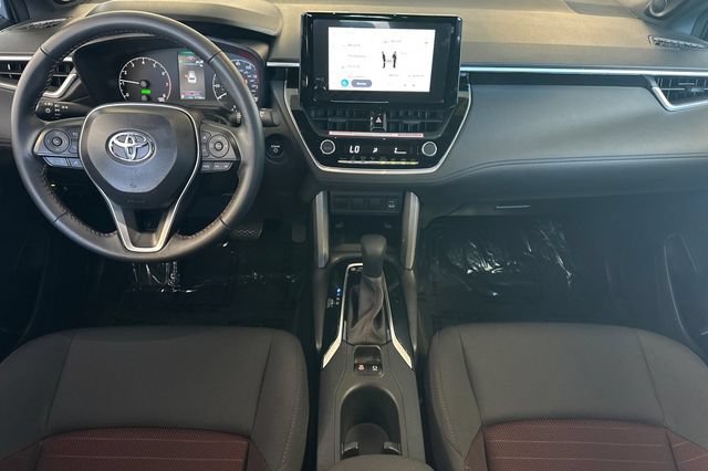 Used 2024 Toyota Corolla Cross AWD Hybrid w/ Moonroof Package image 15