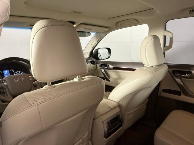 Used 2018 Lexus GX 460 Premium AWD/4WD image 27