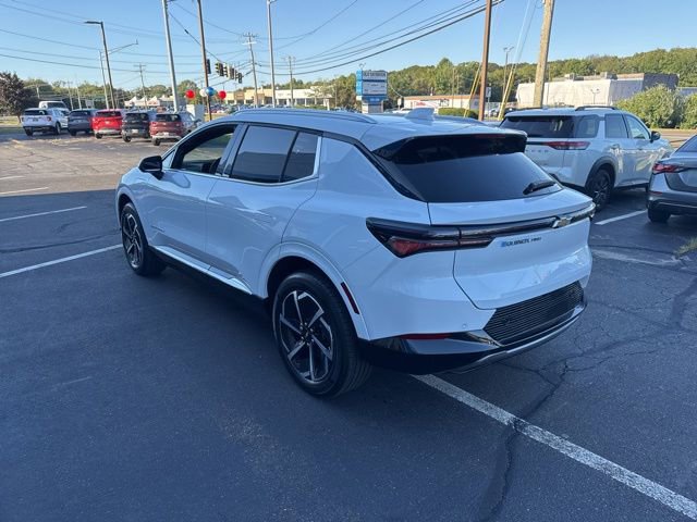 New 2025 Chevrolet Equinox EV LT w/ LPO, All-Weather Mat Package AWD/4WD image 4