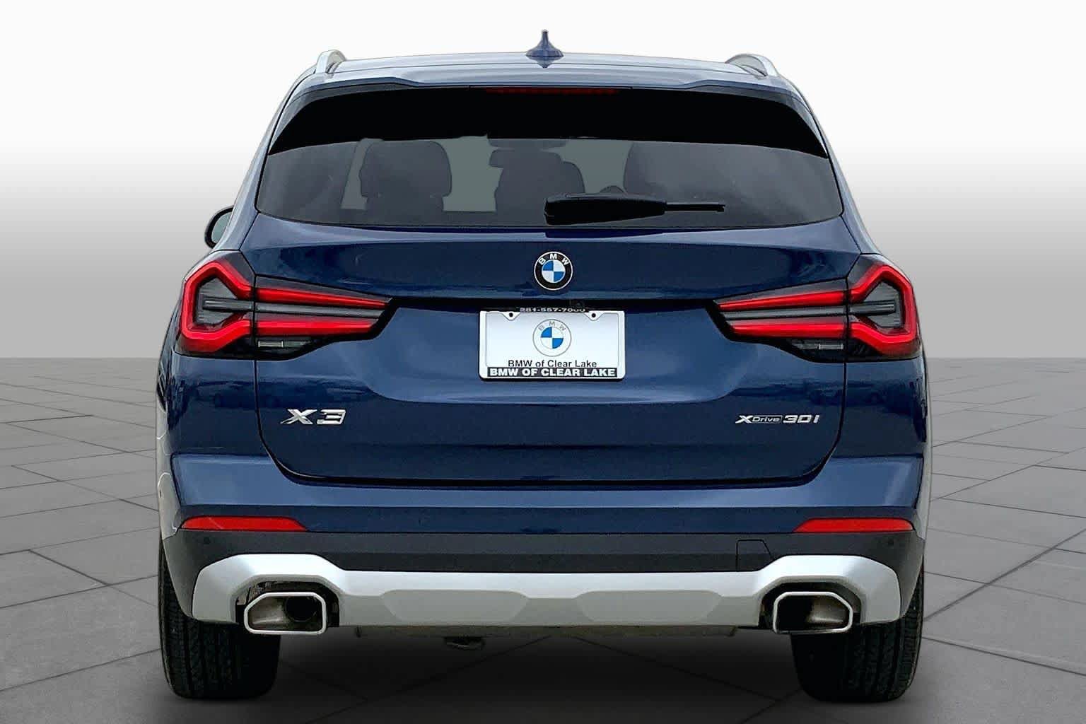 Used 2023 BMW X3 xDrive30i w/ Premium Package AWD/4WD image 4