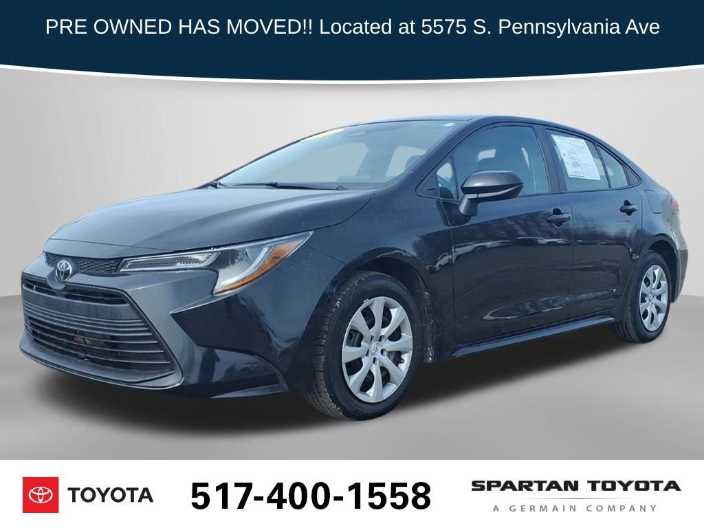 Used 2024 Toyota Corolla LE image 1