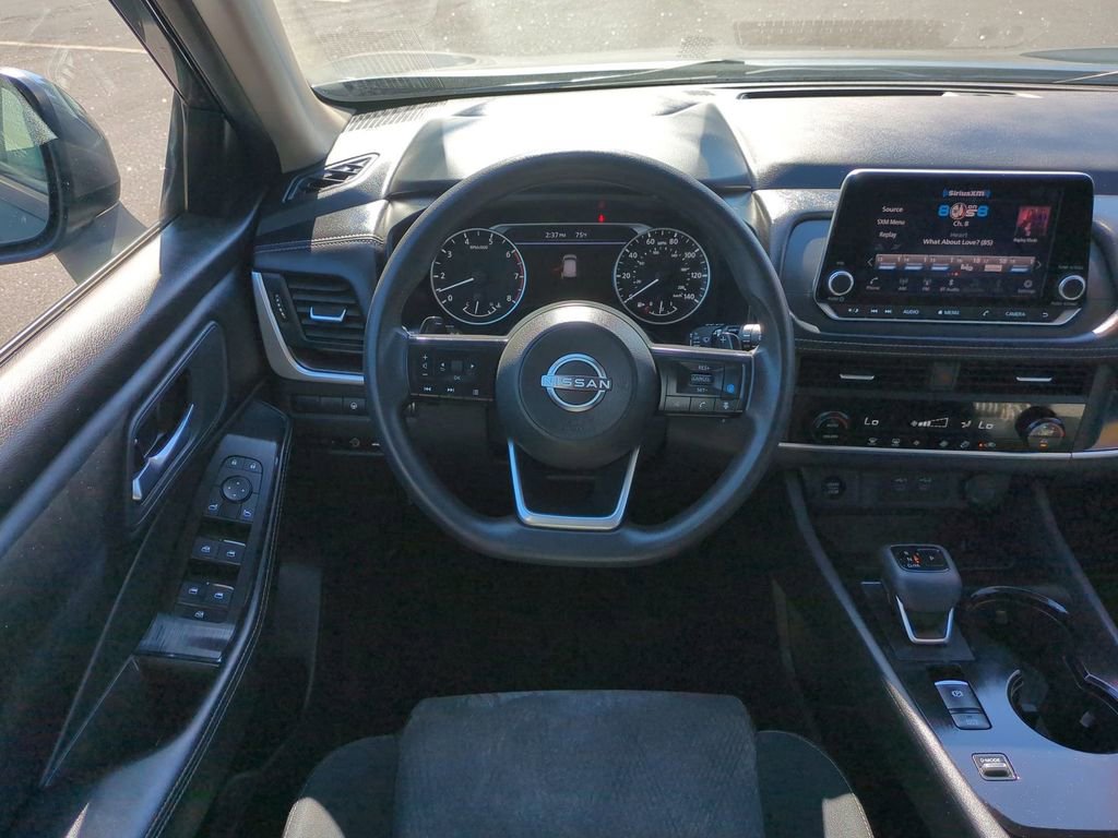 Certified 2024 Nissan Rogue SV image 28