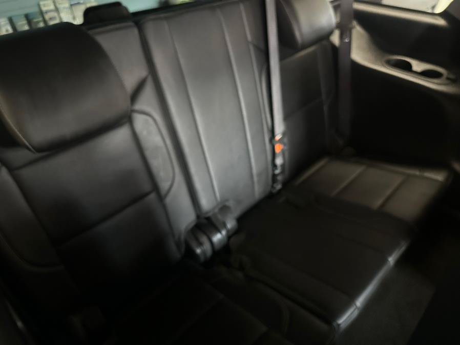 Used 2018 Chevrolet Tahoe LT AWD/4WD image 29