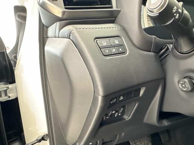 New 2026 Lexus LX 700h Luxury AWD/4WD image 30