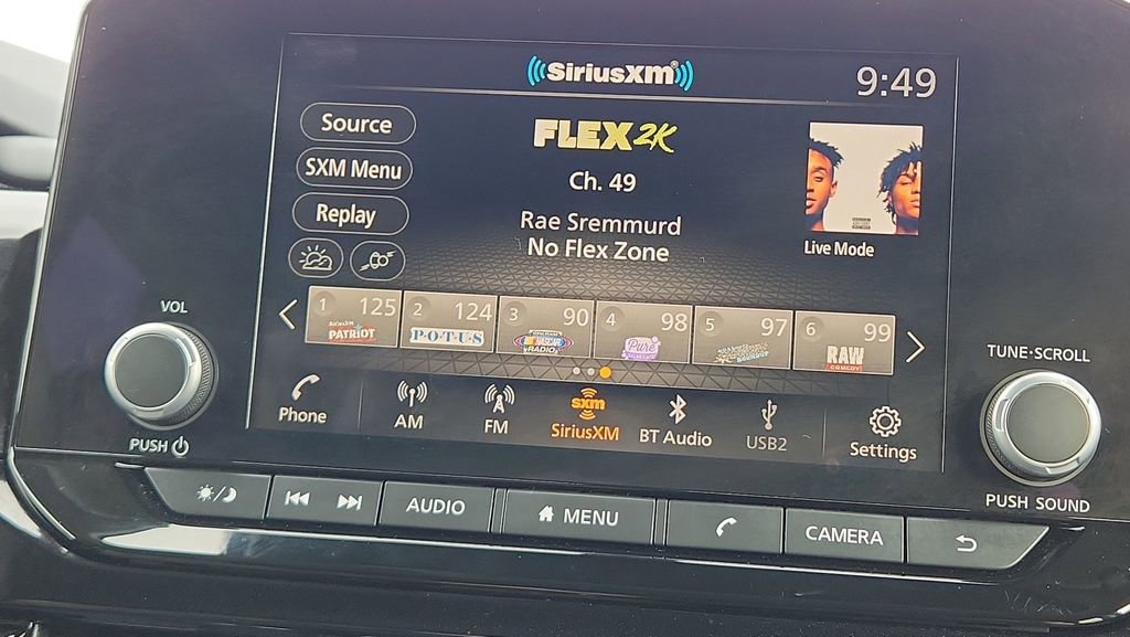 Used 2025 Nissan Pathfinder SV image 20