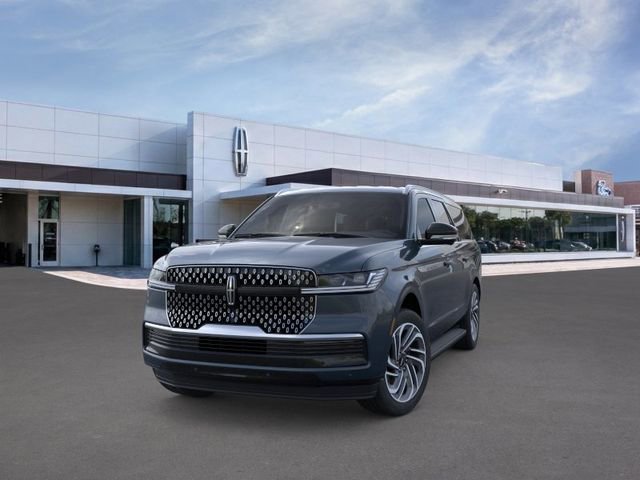 New 2026 Lincoln Navigator L Premier AWD/4WD image 3