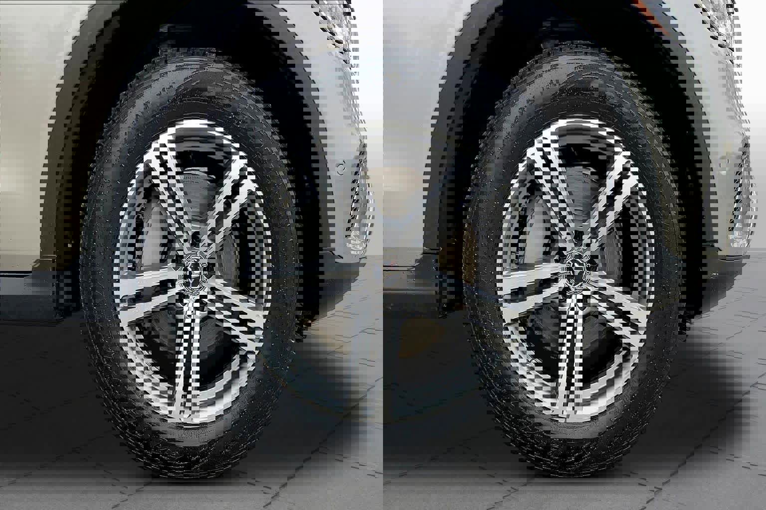 Certified 2020 Mercedes-Benz GLC 300 4MATIC image 11