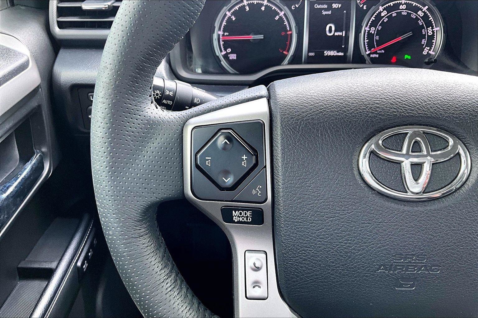 Used 2020 Toyota 4Runner Limited RWD image 11
