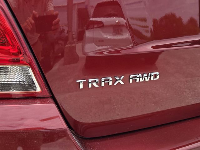 Used 2022 Chevrolet Trax LT AWD/4WD image 12